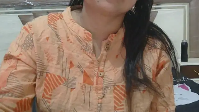 Manpreet cute online show from April 17, 2026, 5:43 am