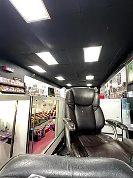 Snapshot of RawRyder8 chatting on November 13, 2025, 11:52 pm RawRyder8 online show from November 13, 2025, 11:52 pm