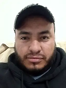 Dulce000000 online show from March 17, 2026, 4:04 am