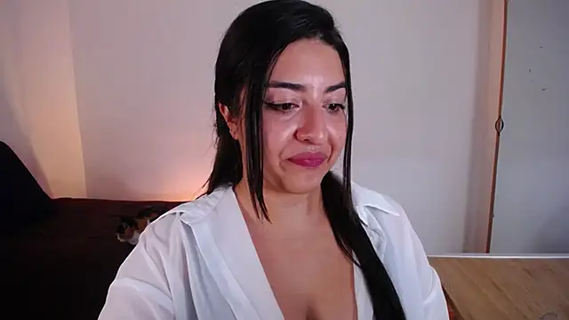 Snapshot of moritalatina chatting on March 6, 2026, 5:41 pm moritalatina online show from March 6, 2026, 5:41 pm