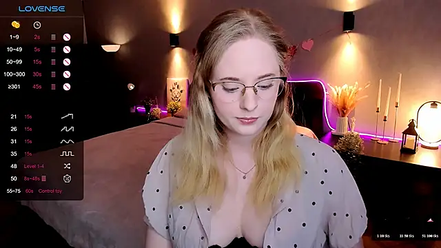 Aemilia  online show from February 12, 2026, 8:36 am