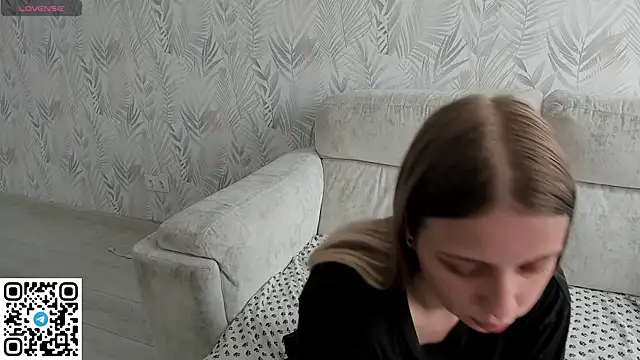 Alice Halle online show from July 13, 2026, 8:02 am