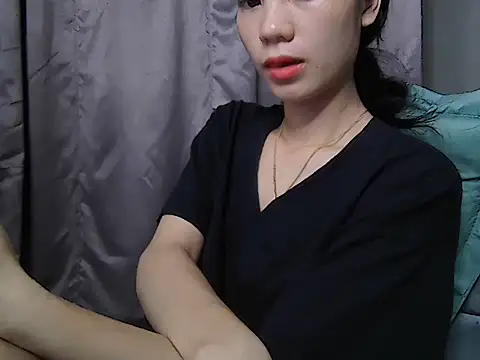 Ladygirrl22 online show from October 15, 2025, 9:06 am