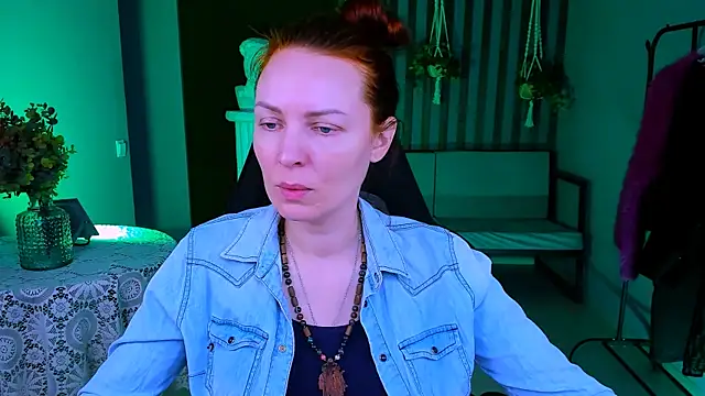 VandaRossi online show from March 7, 2025, 5:08 am