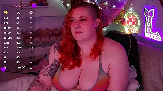 opalreigning online show from April 18, 2026, 7:44 am