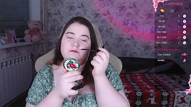 Snapshot of Estelle_Hicks chatting on January 18, 2026, 6:33 pm Estelle Hicks online show from January 18, 2026, 6:33 pm