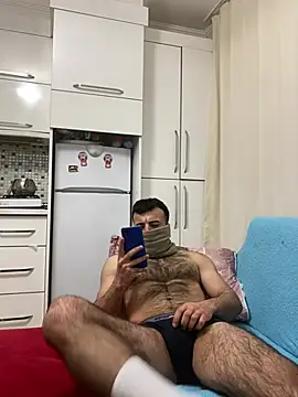 Snapshot of Robin45tr chatting on January 12, 2026, 3:08 pm Robin45tr online show from January 12, 2026, 3:08 pm