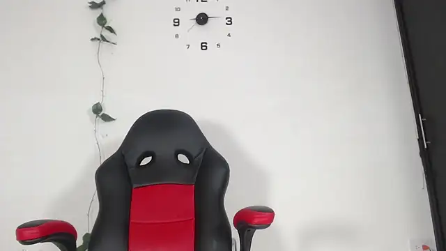 Snapshot of evelin_999_ chatting on January 30, 2025, 2:16 am evelin 999  online show from January 30, 2025, 2:16 am