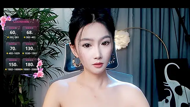 FeiFei-babe online show from October 20, 2025, 1:44 pm