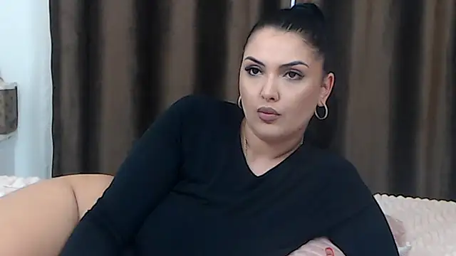 BriannaBk online show from March 6, 2025, 4:49 pm