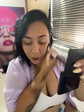 Snapshot of marta201_alfaro chatting on September 9, 2025, 6:06 pm marta201 alfaro online show from September 9, 2025, 6:06 pm