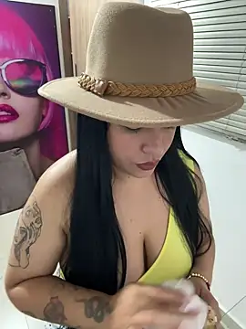 Snapshot of marta201_alfaro chatting on January 26, 2025, 12:11 pm marta201 alfaro online show from January 26, 2025, 12:11 pm