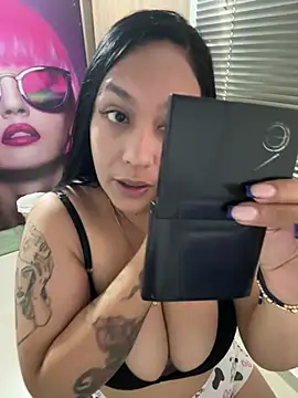 Snapshot of marta201_alfaro chatting on February 24, 2025, 5:20 pm marta201 alfaro online show from February 24, 2025, 5:20 pm