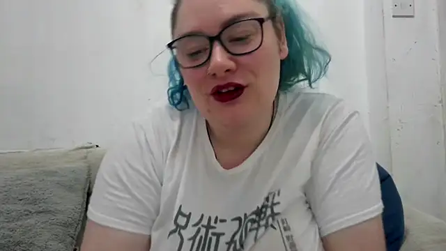 Snapshot of Bustycurves chatting on June 7, 2026, 10:31 am Bustycurves online show from June 7, 2026, 10:31 am