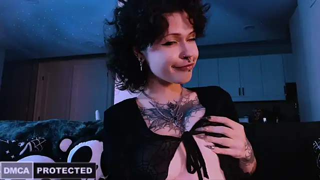 NaughtyLittleFox online show from February 5, 2026, 2:51 am