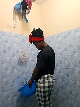 Freya 004 online show from February 4, 2026, 8:09 am