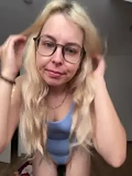 Livewithlucy online show from May 19, 2026, 8:43 am