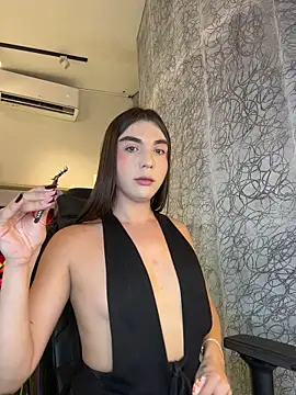 saracaball  online show from April 4, 2026, 9:21 pm