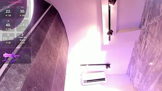 saracaball  online show from December 15, 2025, 9:04 am