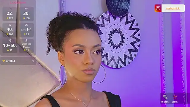 Snapshot of Nahomi_King chatting on February 15, 2025, 1:05 pm Nahomi King online show from February 15, 2025, 1:05 pm