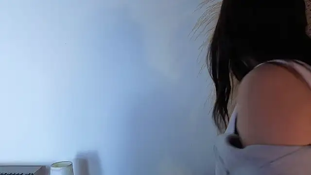 Elecktra sweet online show from May 11, 2026, 7:33 pm