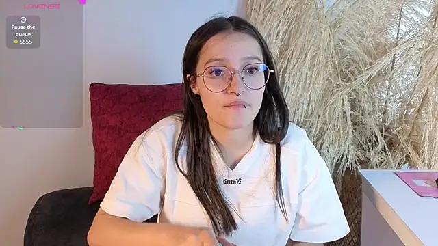 Elecktra sweet online show from March 26, 2026, 7:45 pm