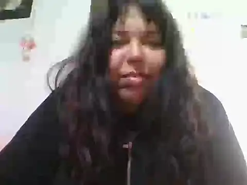 scarletttlove online show from June 28, 2026, 2:07 am