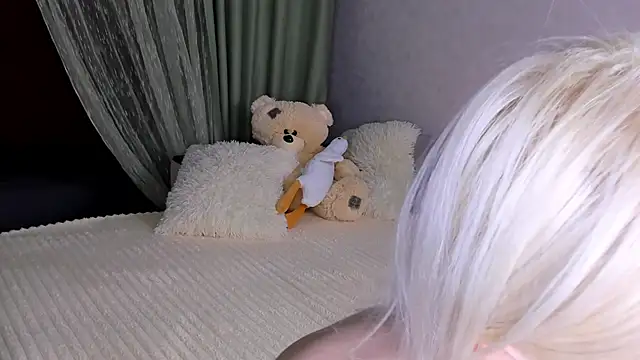 Sweeet Barbie online show from March 19, 2026, 4:40 pm