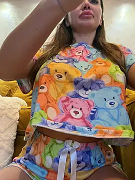 JustinneJade online show from January 14, 2026, 5:33 am