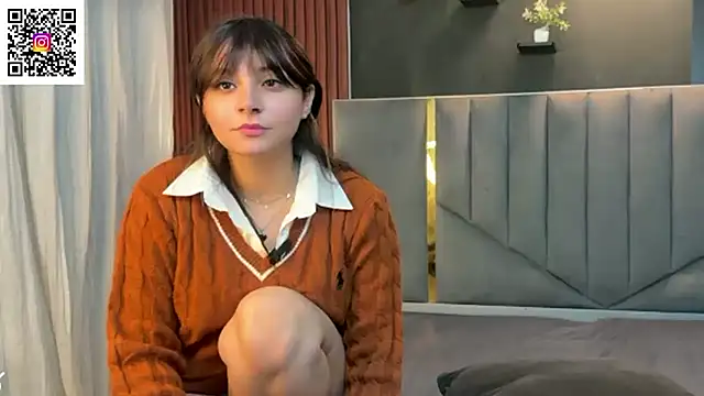 Snapshot of demieliss chatting on November 30, 2025, 6:30 pm demieliss online show from November 30, 2025, 6:30 pm