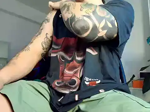 Snapshot of juandking chatting on December 4, 2024, 5:05 pm juandking online show from December 4, 2024, 5:05 pm