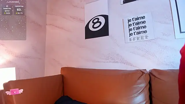 Aprillbrunette online show from April 7, 2026, 11:56 am