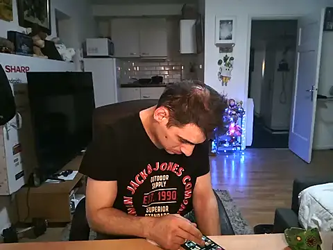 mihaimichael online show from November 29, 2025, 2:55 am