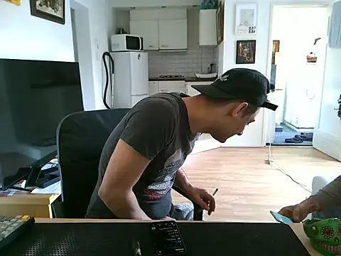mihaimichael online show from July 4, 2026, 10:10 am