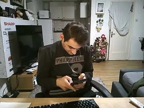 mihaimichael online show from December 20, 2025, 2:03 am