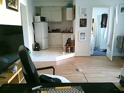 mihaimichael online show from July 12, 2026, 3:24 pm