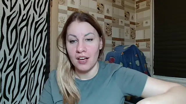 TherestlessKitty online show from April 10, 2026, 10:28 pm