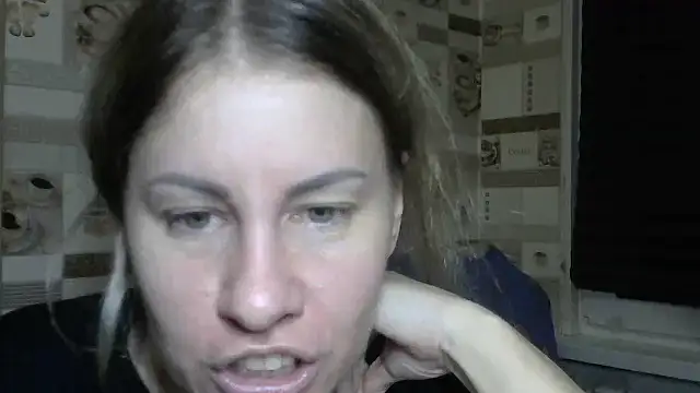 TherestlessKitty online show from October 3, 2025, 11:17 pm