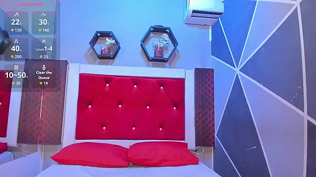 Karoll014 online show from November 24, 2025, 12:16 pm