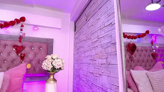 Tayzon Foxxx online show from February 20, 2026, 12:51 pm