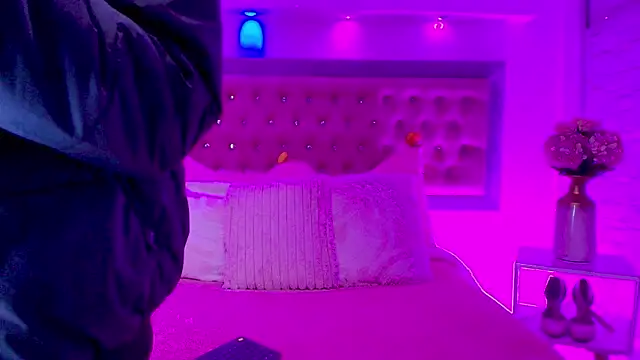 Tayzon Foxxx online show from February 24, 2026, 12:50 pm