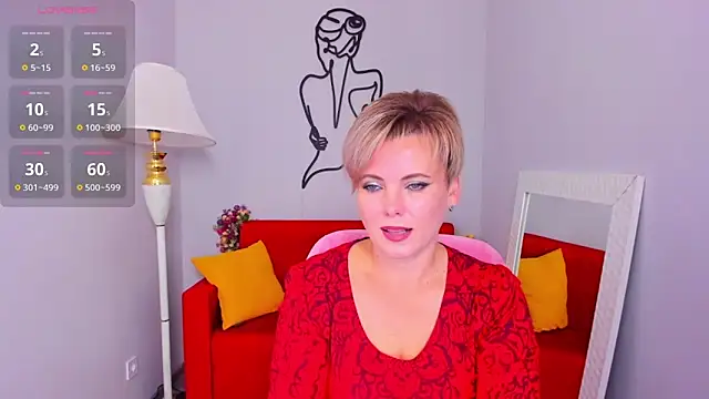 Julia Wilsone online show from October 29, 2025, 7:07 am