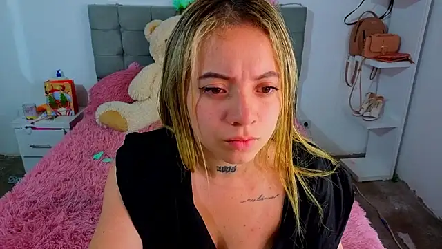 Cristal v 1 online show from January 10, 2026, 5:03 am