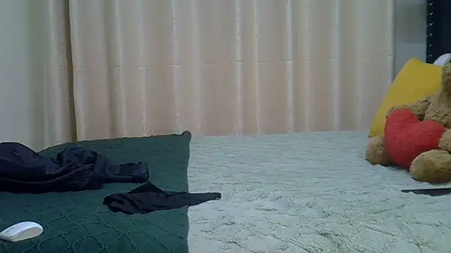 jeyberrie online show from June 18, 2026, 9:31 pm