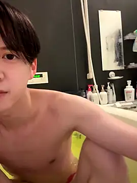 yuuuuma578 online show from November 24, 2025, 2:50 pm