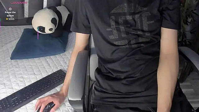 Black Rose2 online show from October 25, 2025, 11:53 am