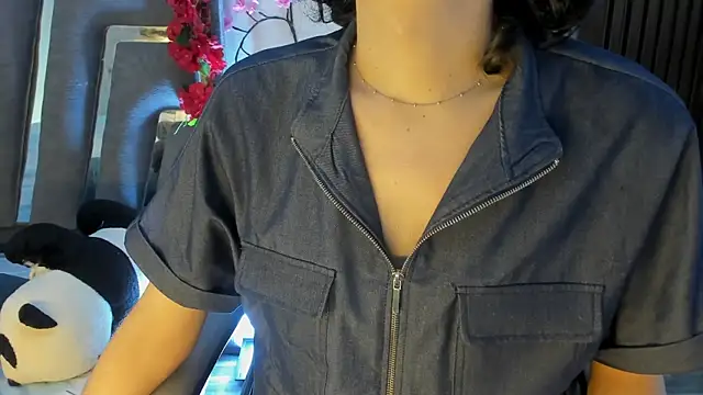 Black Rose2 online show from November 22, 2025, 11:42 am