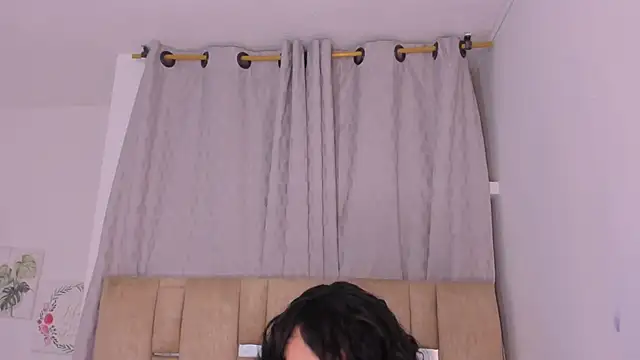 Black Rose2 online show from March 22, 2026, 12:18 pm