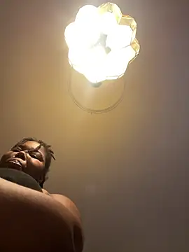 Goddess Nafeesha online show from March 27, 2026, 6:22 am