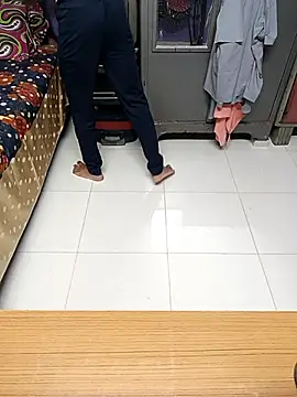 INDIAN PRINCE 01 online show from September 29, 2025, 5:51 pm